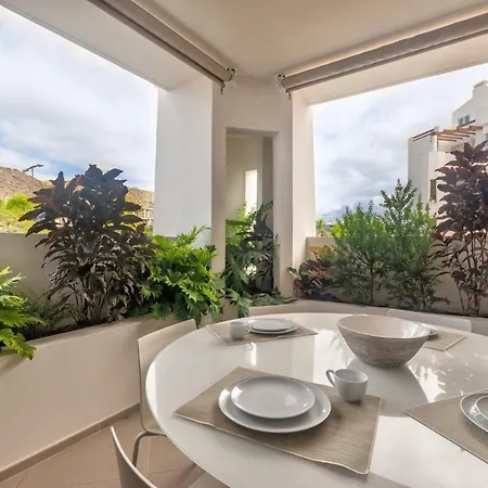 Jardines - Avago 1,1 Pool View 2b *